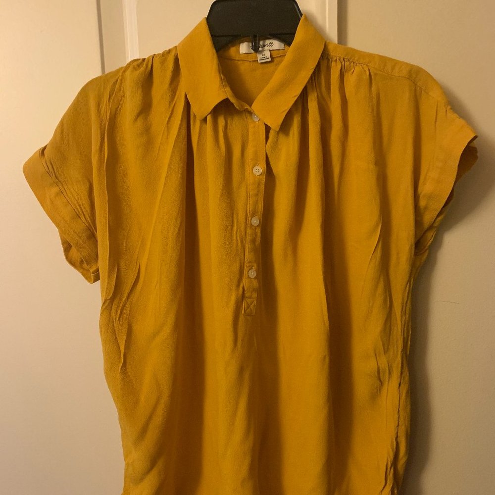 Short sleeve blouse/shirt